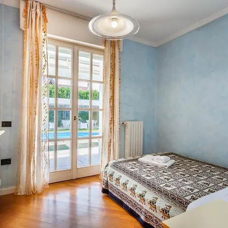 White House Apartment *