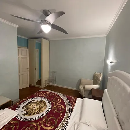 White House Apartment